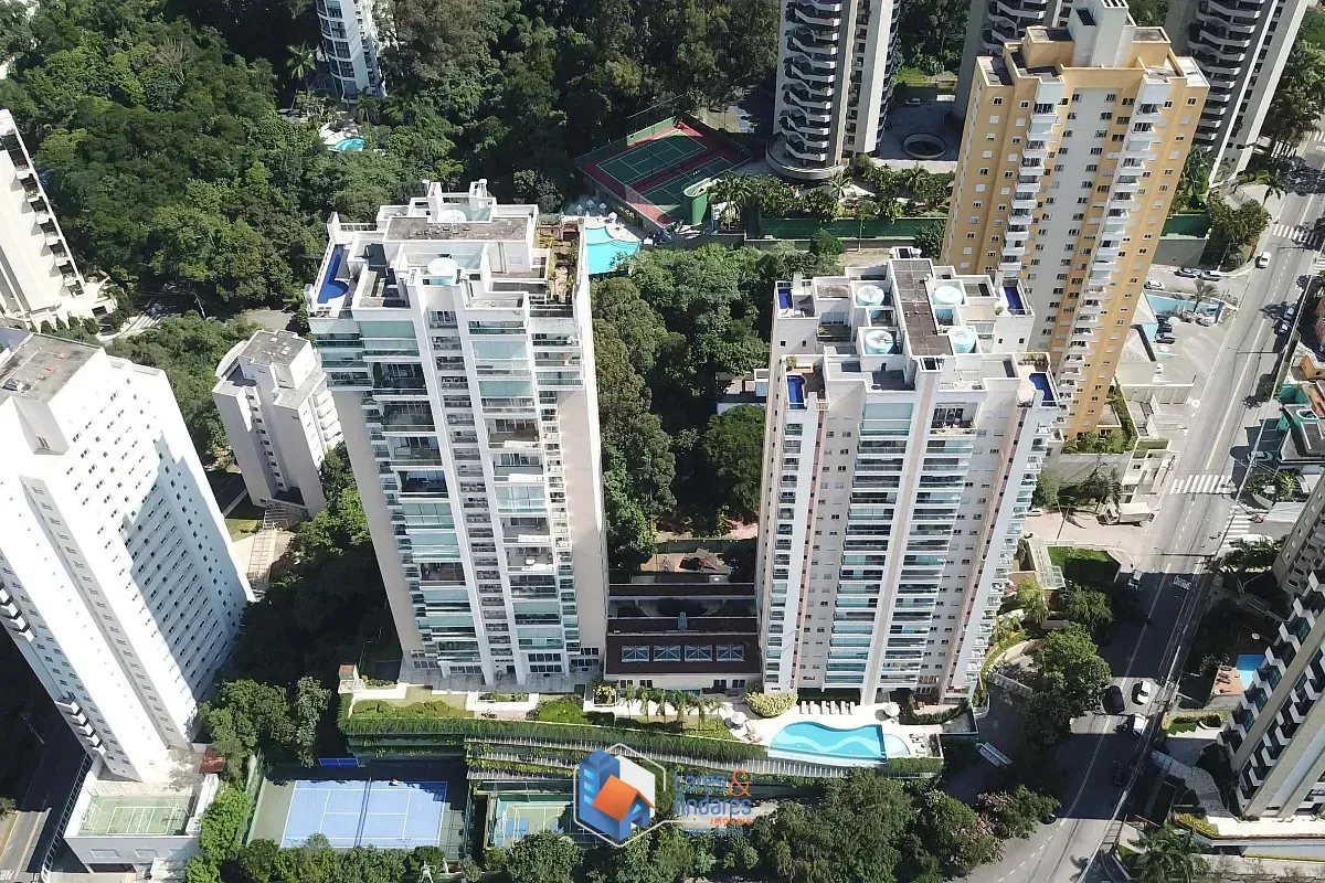 Imagem Cobertura para venda em Paraíso do Morumbi com 3 quartos, sendo 3 suítes, 402m²