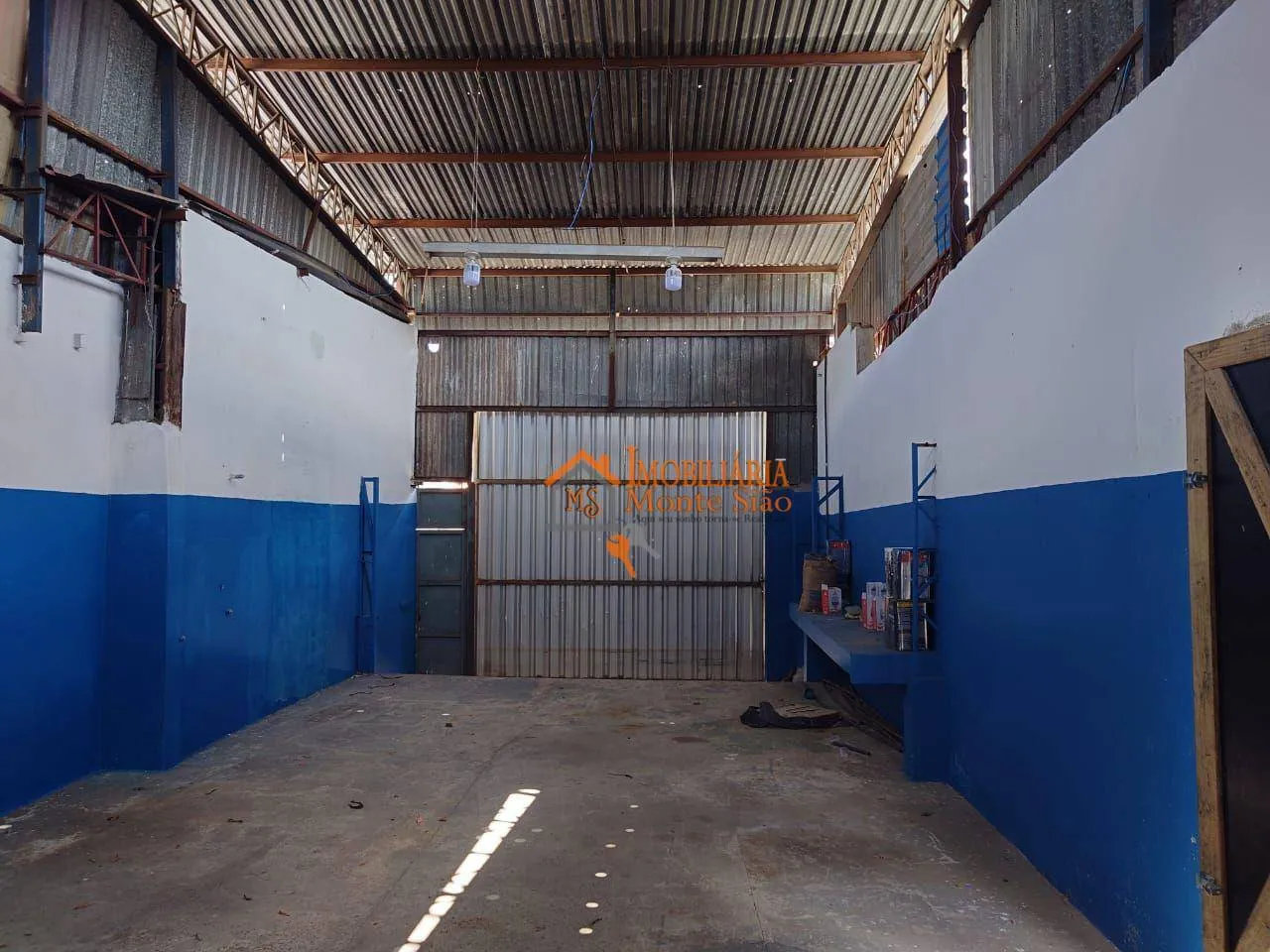 Imagem Galpão para alugar, 80 m² por R$ 2.700,00/mês - Taboão - Guarulhos/SP