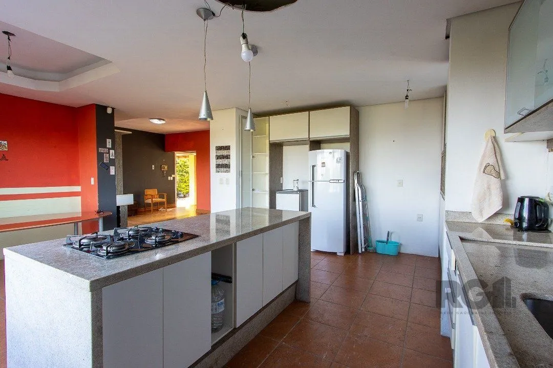 Imagem Casa para Venda - 380m², 4 dormitórios, sendo 1 suites, 4 vagas - Vila Assunção