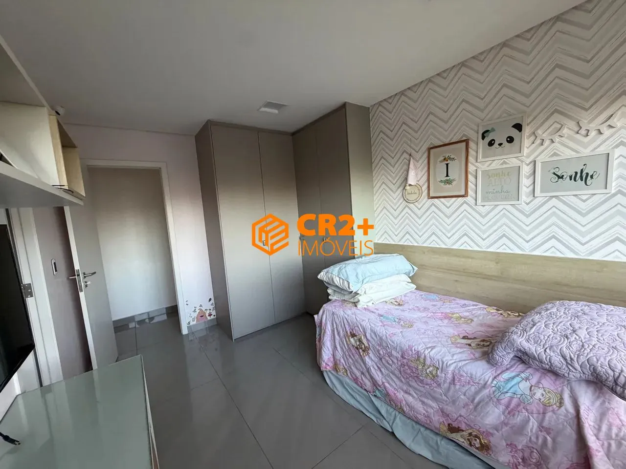 Imagem APARTAMENTO DE ALTO PADRÃO À VENDA - 220 m², 4 SUÍTES E 3 VAGAS - TORRE, RECIFE/