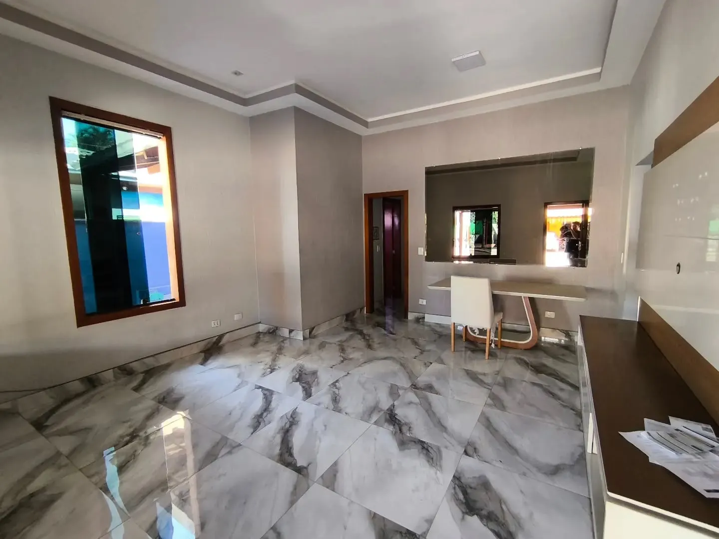 Imagem Casa 3/4 Com Suite Completa Em Aramrios Com Suite Ampliada No Belle Vue