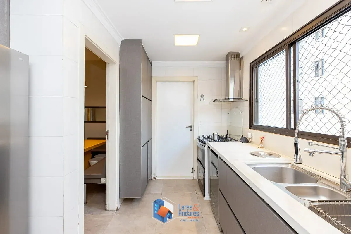 Imagem Apartamento para venda em Campo Belo com 3 quartos, sendo 1 suíte, 187m²
