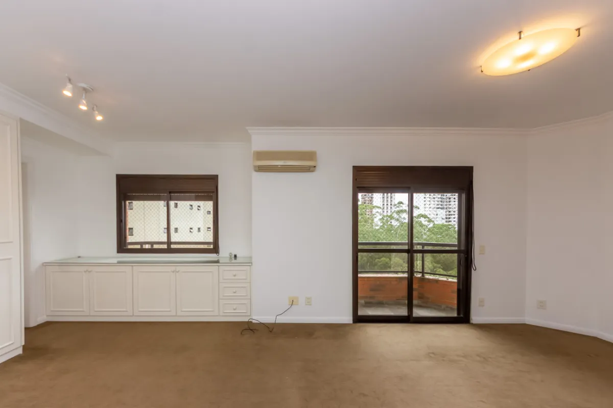 Imagem Apartamento para venda em Vila Andrade com 3 quartos, sendo 1 suíte, 213m2