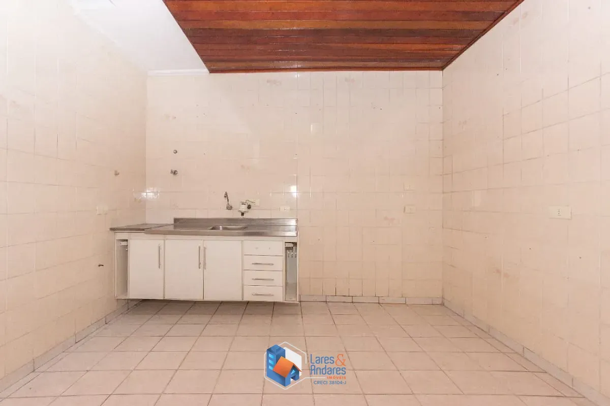 Imagem Casa para venda em Parque Santo Antônio com 5 quartos, 210m²