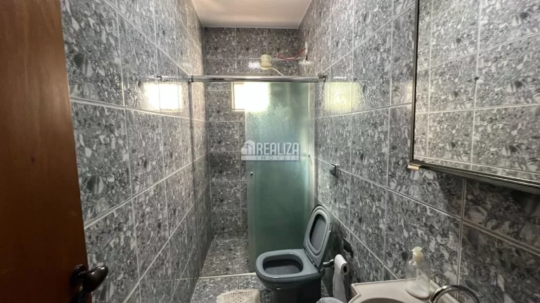 Imagem Casa de 3 dormitórios no bairro Vila Celeste, em Uberaba - Imperdível!
