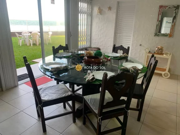 Imagem Casa Frente Mar à venda Praia Bombas Bombinhas SC
