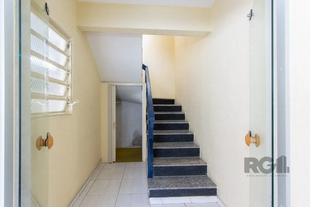 Imagem Casa Condominio para Venda - 159.05m², 3 dormitórios, sendo 1 suites, 2 vagas - Cavalhada