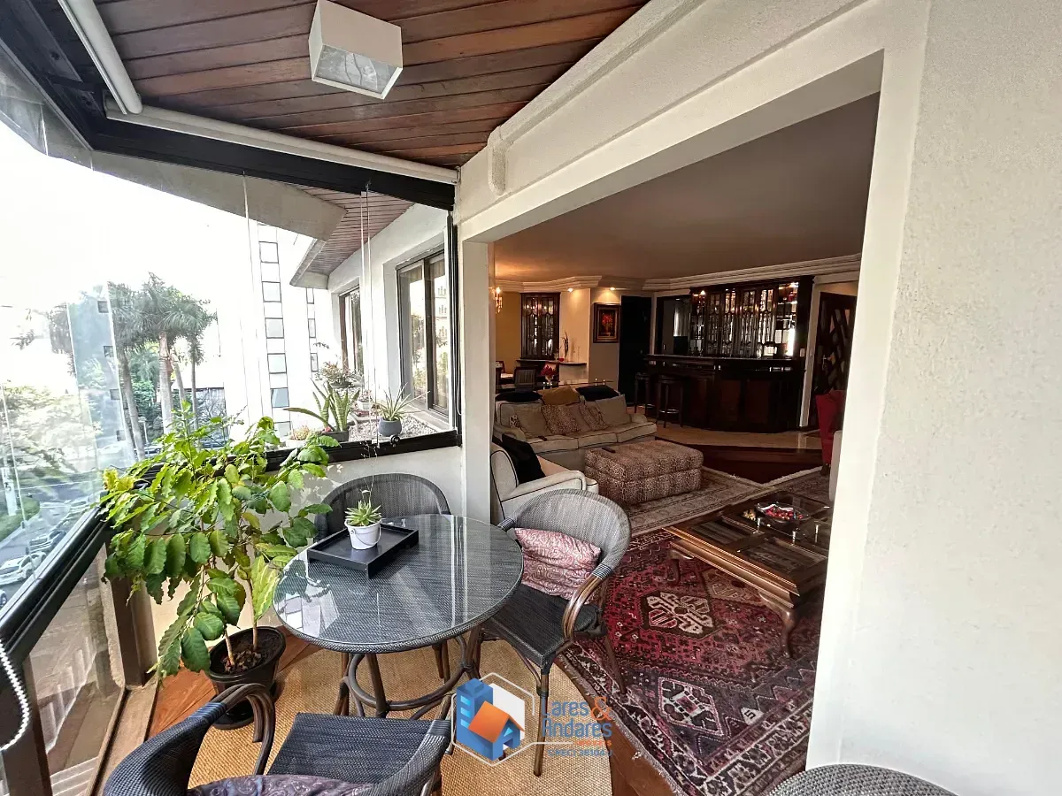 Imagem Apartamento para venda em Jardim Paulista com 4 quartos, sendo 2 suítes, 200m²