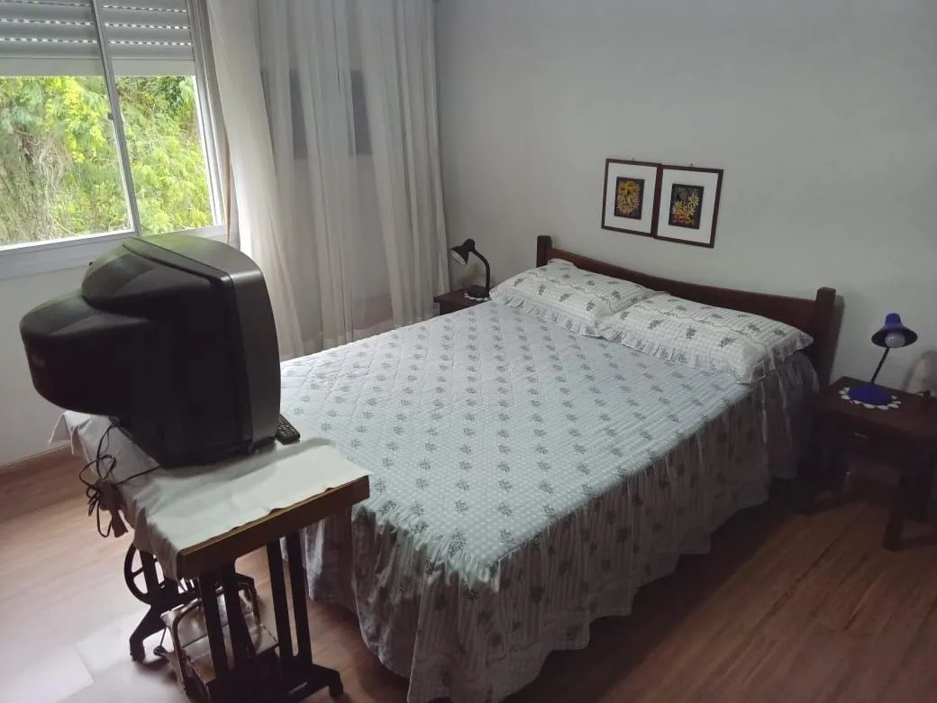 Imagem Apartamento de 3 dormitórios Bairro Teresópolis Porto Alegre RS !