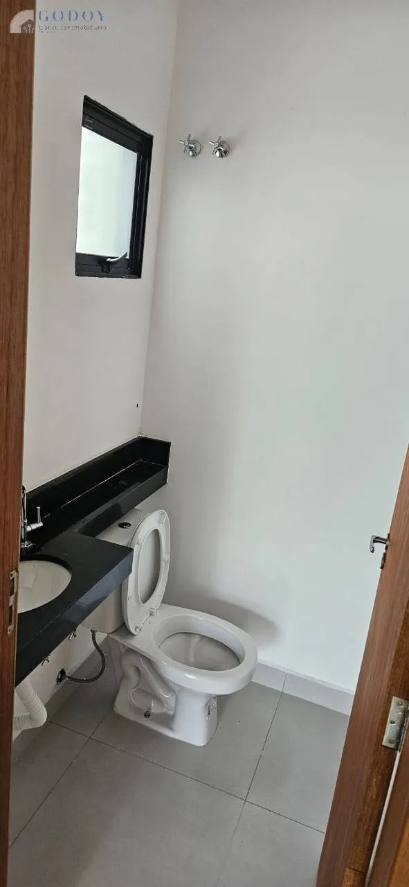 Imagem Casa Térrea com Pé-Direito Alto e Área Gourmet no Bosque da Imperatriz
