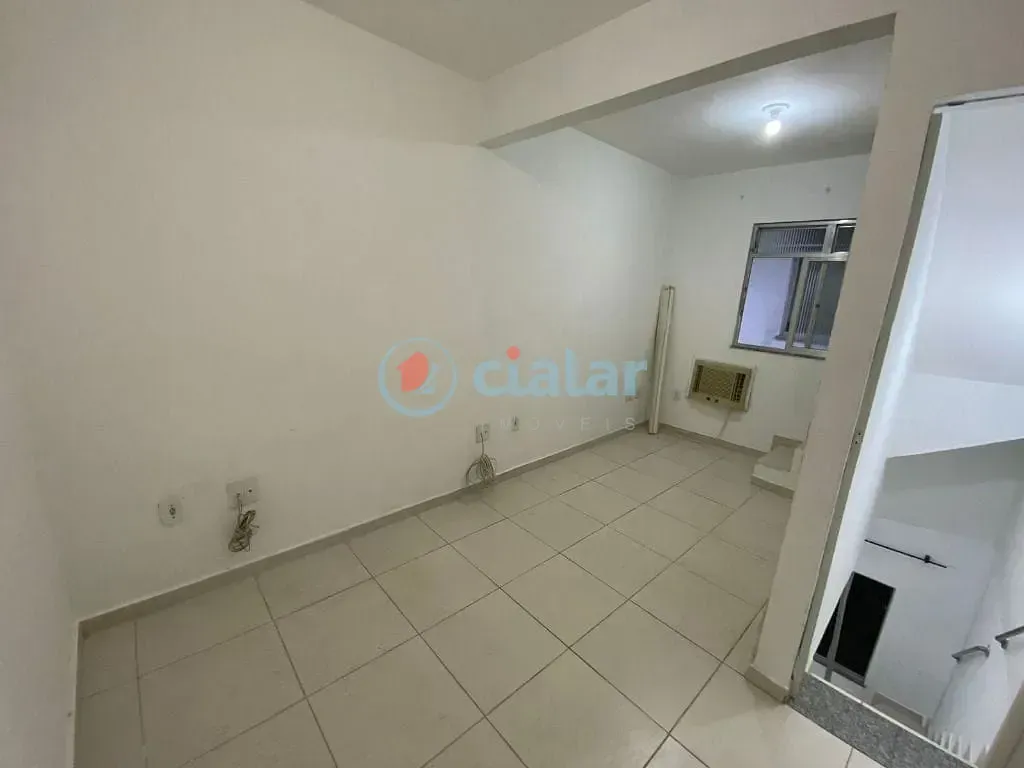Imagem Casa com 1 dormitório para alugar - Botafogo - Rio de Janeiro/RJ