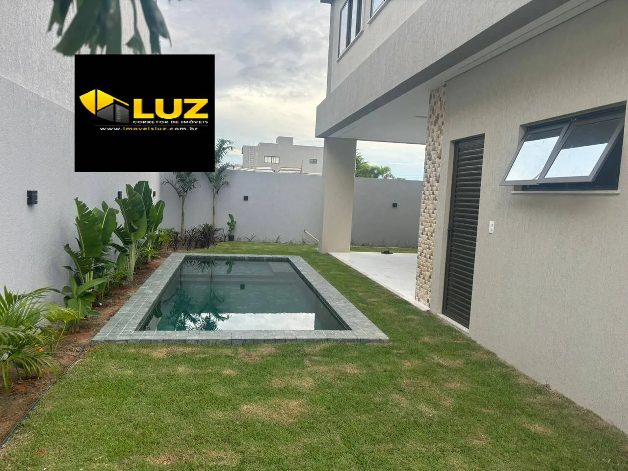 Imagem Casa Dúplex na Cidade Alpha no Terras Alphaville II