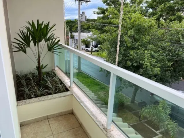 Imagem Casa no Condomínio Lago da Serra, ao lado do lago no centro da cidade de Araçoiaba da Serra