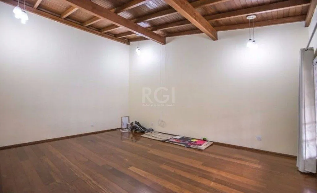 Imagem Casa para Venda - 309m², 3 dormitórios, sendo 1 suites, 3 vagas - Medianeira
