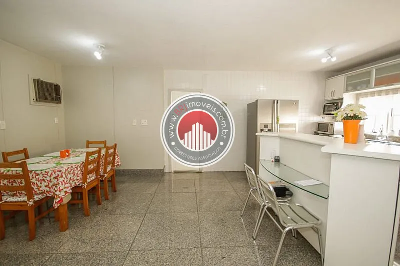 Imagem Casa Alto Padrão a Venda no bairro Barra da Tijuca - Rio de Janeiro, RJ