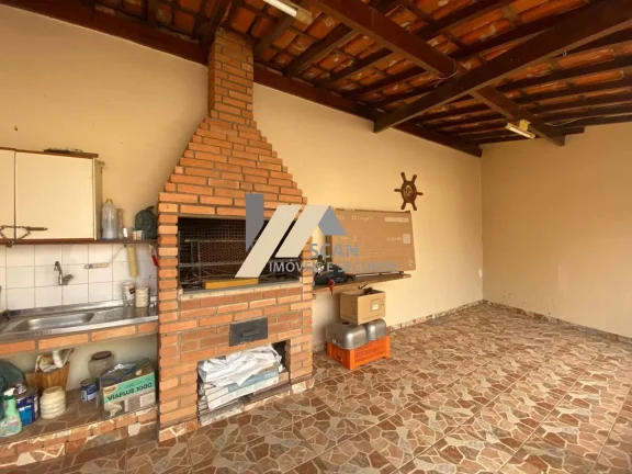 Imagem Casa à venda em Campinas-SP, no bairro Parque São Quirino: 3 quartos, 1 suíte, 3 banheiros, 4 vagas e 179,50 m²!