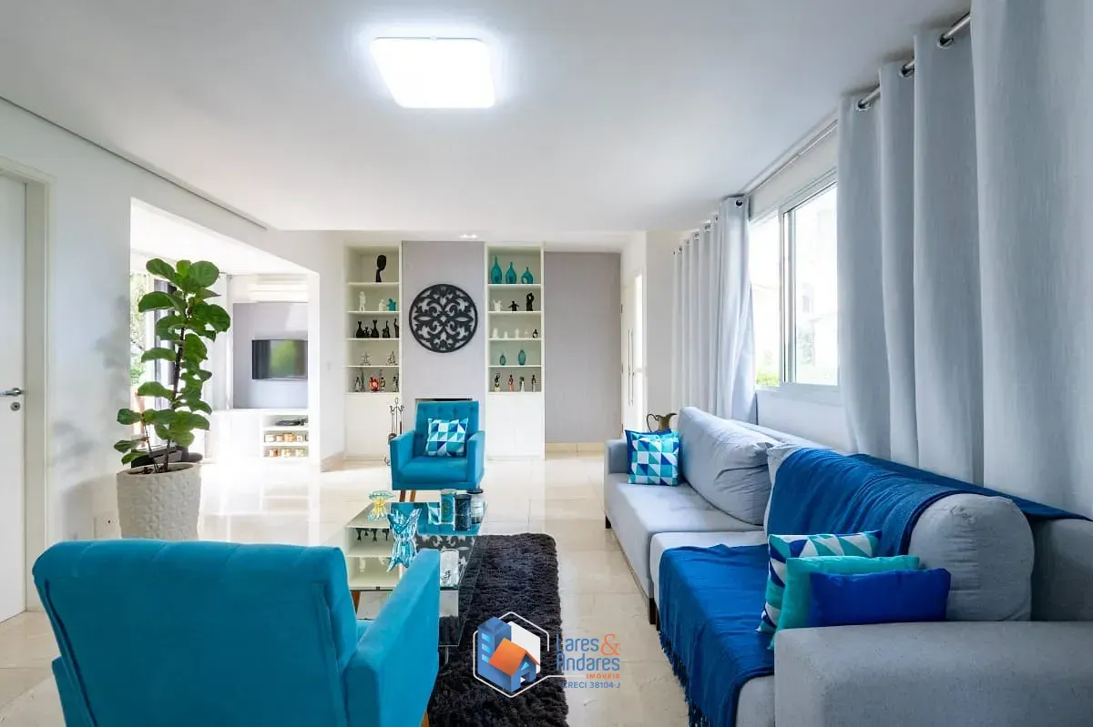 Imagem Casa no condomínio New England Condominium para venda e locação com 4 quartos, sendo 2 suítes, 292m²