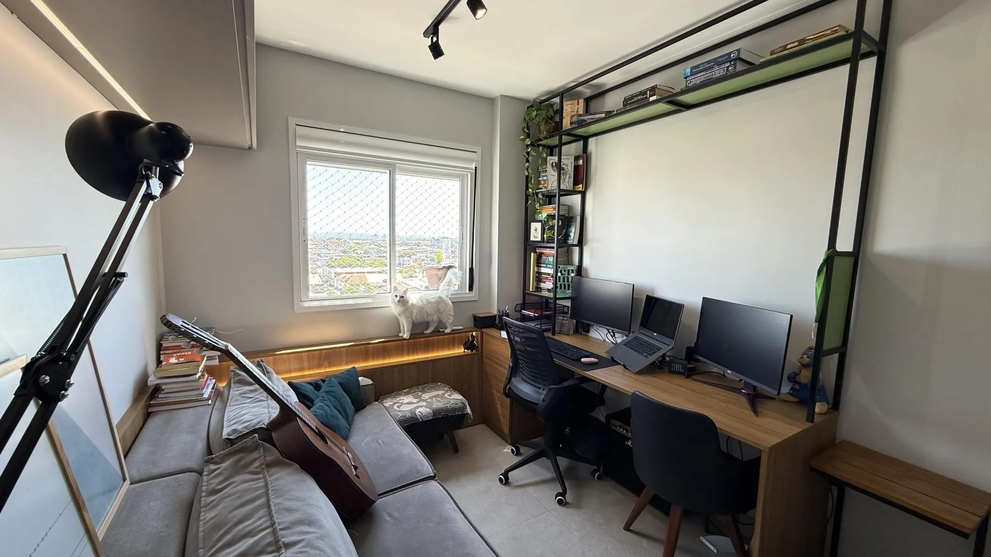 Imagem Apartamento 2 Quartos com Vaga à Venda na Av. Polônia - São Geraldo