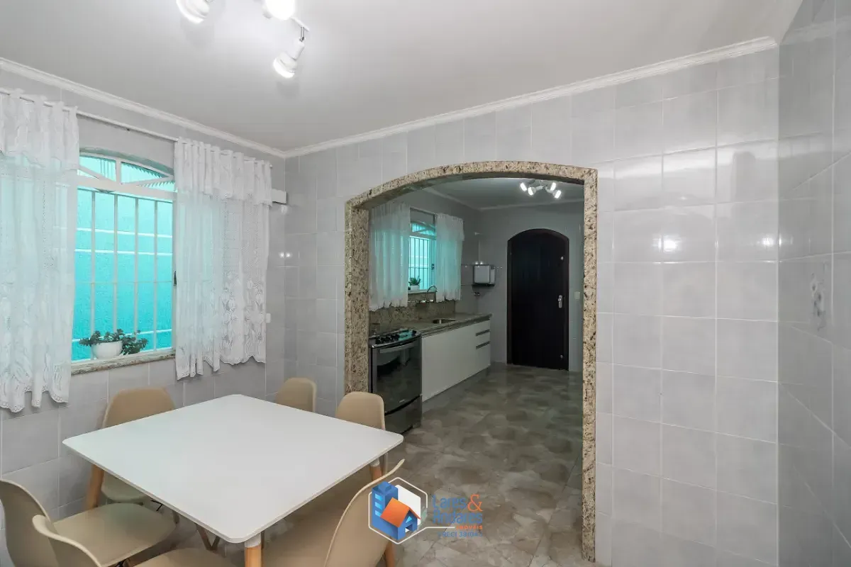 Imagem Sobrado para venda em Vila Macedópolis com 2 quartos, 130m²