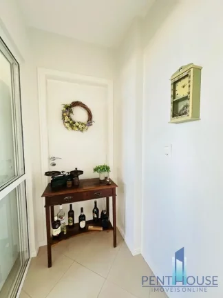 Imagem Apartamento Quadra Mar para Venda em Balneário Camboriú, CENTRO, 3 dormitórios, 1 suíte, 3 banheiros, 2 vagas