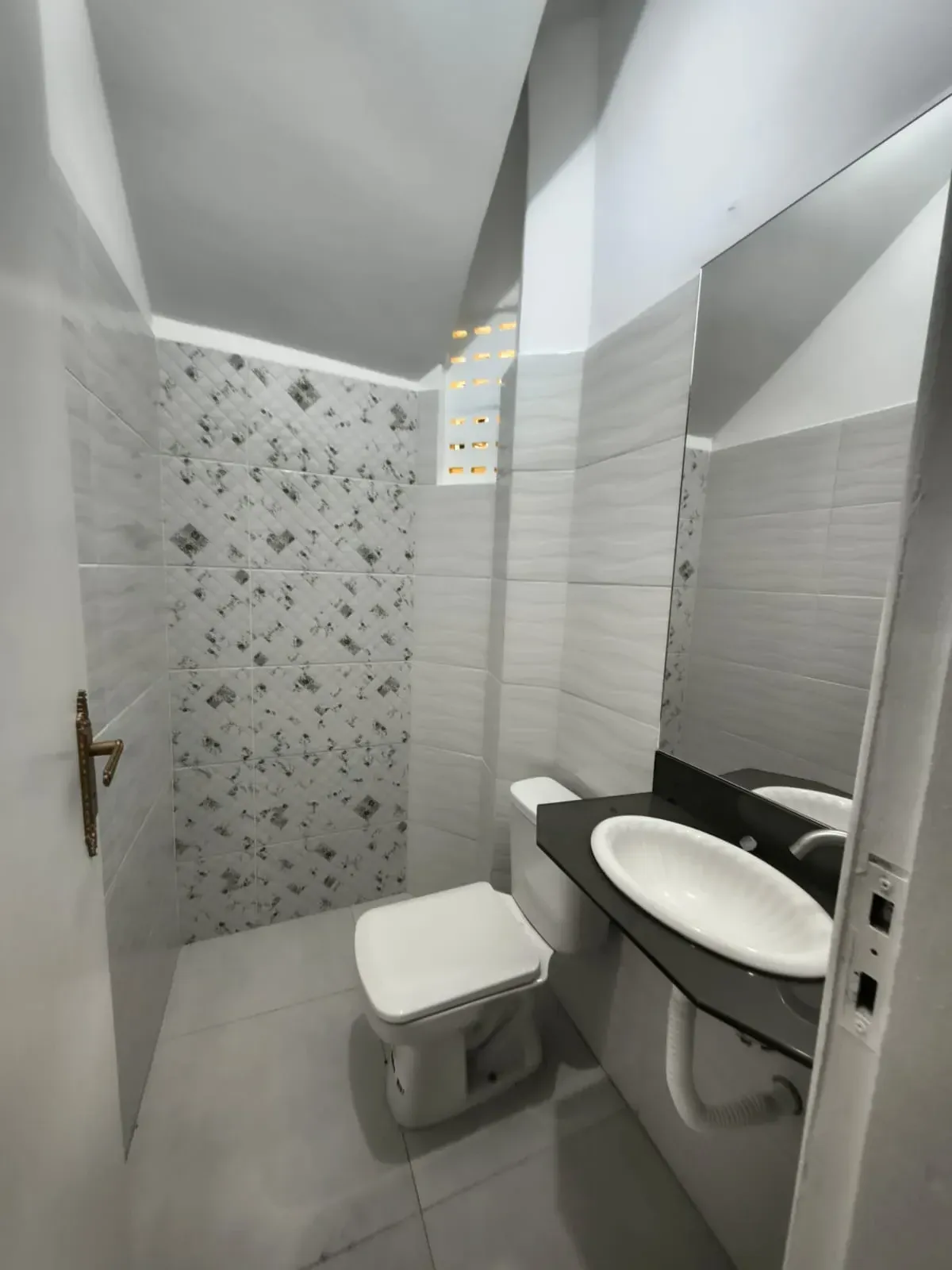 Imagem Sobrado com 3 Quartos à Venda ou Locação, 300 m² em Flodoaldo Pontes Pinto - Porto Velho