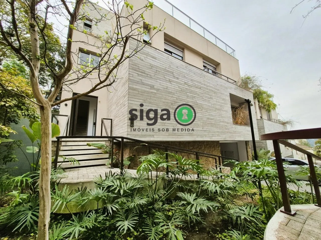 Imagem Casa em Condomínio a venda na Cidade Jardim com 4 quartos