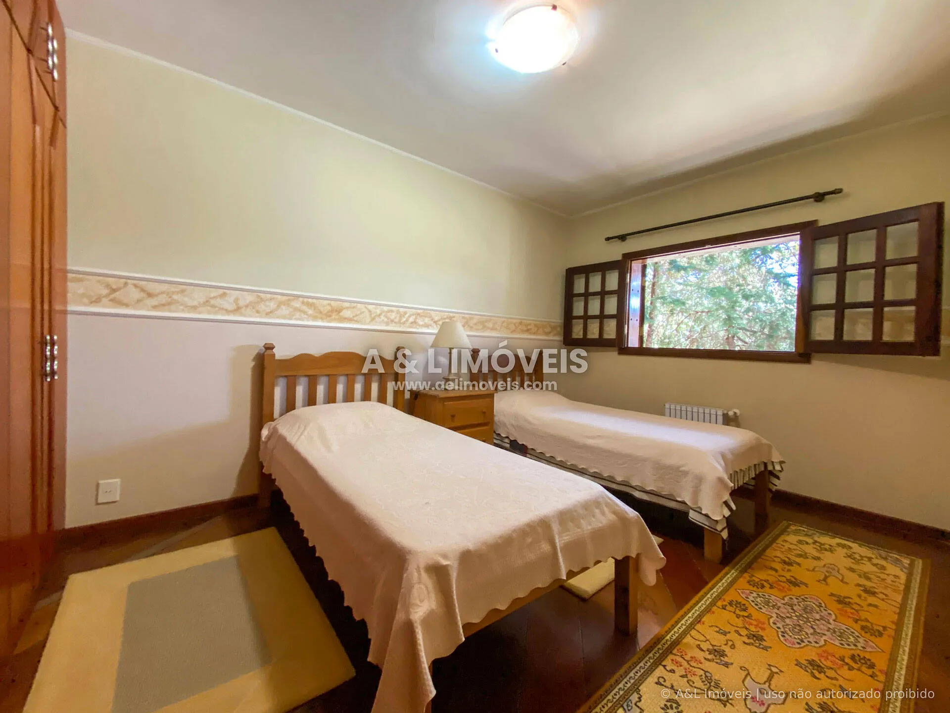 Imagem Cobertura Duplex Capivari | 152 m², 5 Dorms, Lareira e Calefação
