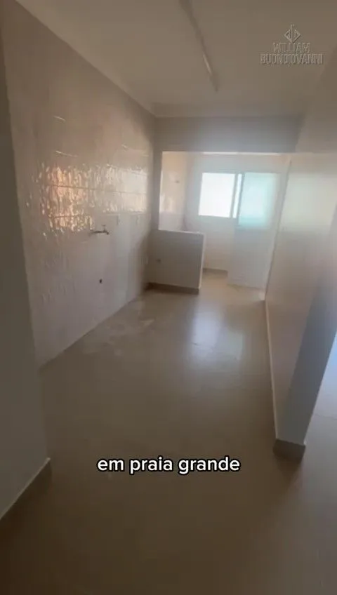 Imagem Apartamento - 2 Dorms, Suíte, Sacada Envidraçada e Vista Mar - 50m da Praia