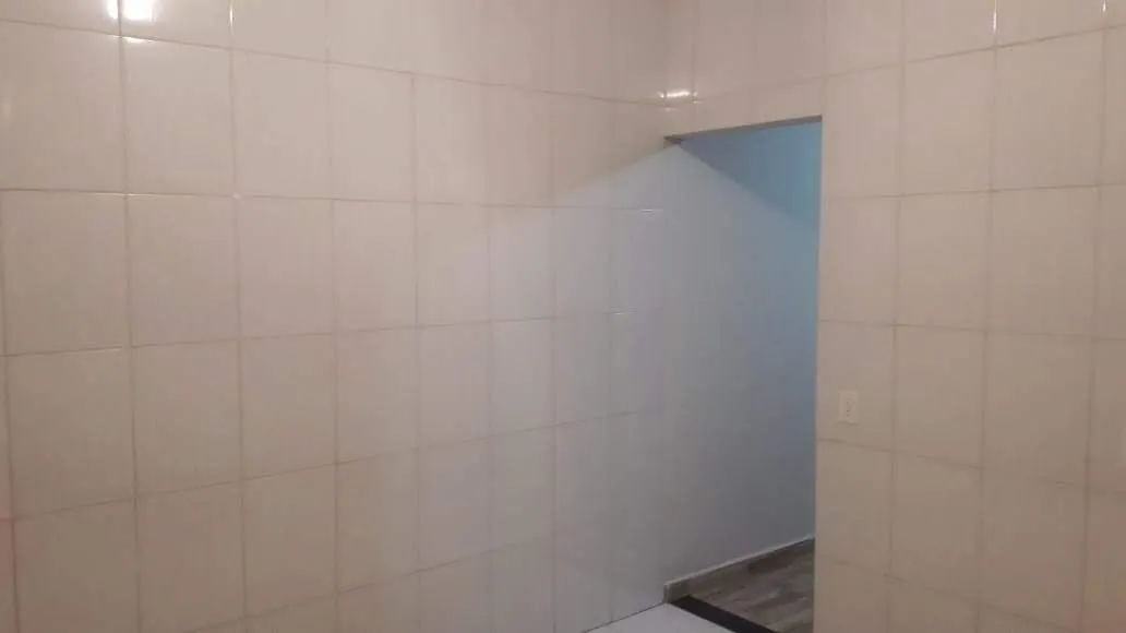 Imagem Casa a Venda em Jardim Ipanema com 2 Quartos e Garagem para 2 Carros
