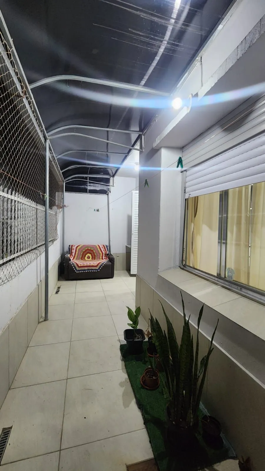 Imagem Apartamento com 02 Quartos e 01 Banheiro no Bairro Petrópolis em Porto Alegre