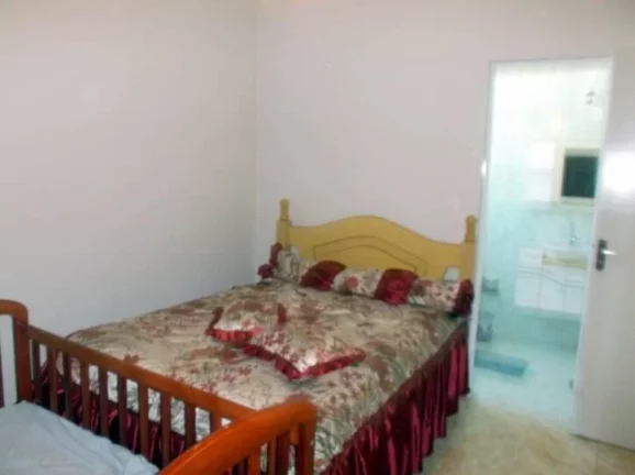Imagem PRÉDIO COM 02 APTº E 1 LOJA
