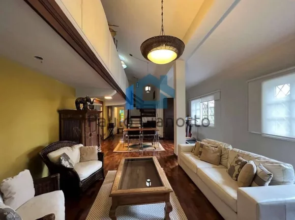 Imagem Imóvel de Alto Padrão (duas casas) Condomínio Fechado
