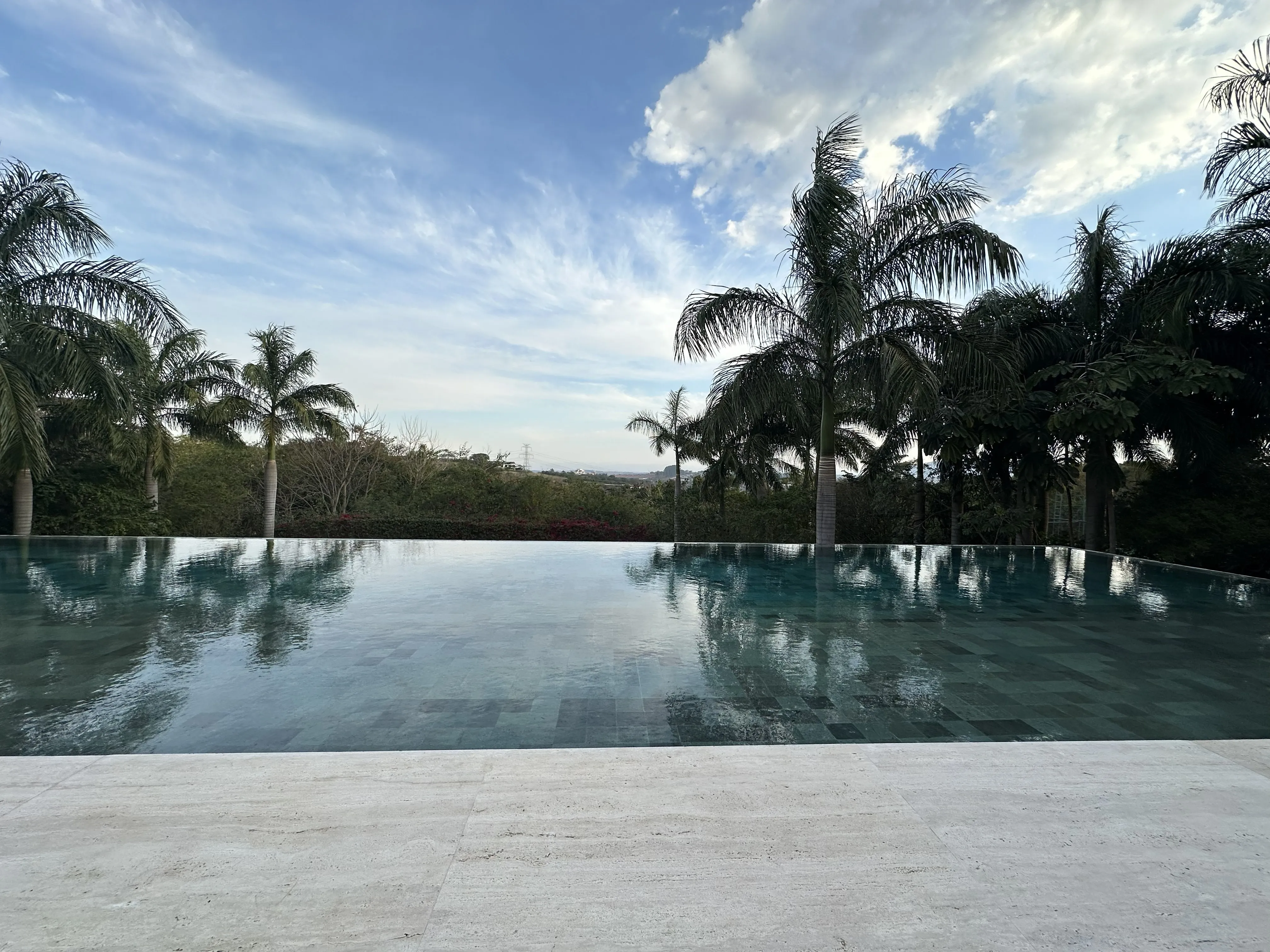Imagem Casa de altíssimo padrão à venda na Fazenda Boa Vista, Porto Feliz, com 10 suítes, 2.600 m², cinema, piscina, beach tennis e projeto de Felipe Caboclo