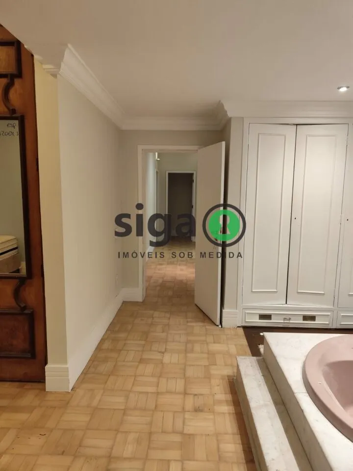 Imagem Clássico, amplo e central: Viva com estilo no coração da República ? 450m²!