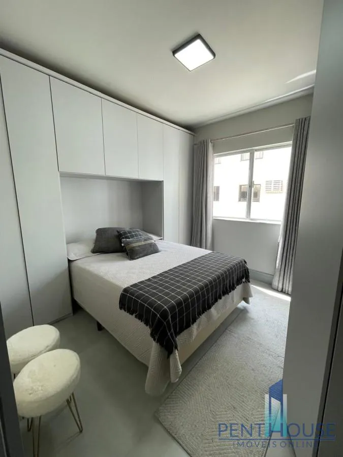 Imagem Apartamento Quadra Mar para Venda em Balneário Camboriú, CENTRO, 2 dormitórios, 1 suíte, 2 banheiros, 1 vaga