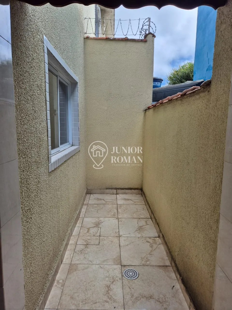 Imagem SOBRADO NOVO EM CONDOMÍNIO FECHADO EM PRAIA GRANDE COM 2 SUÍTES