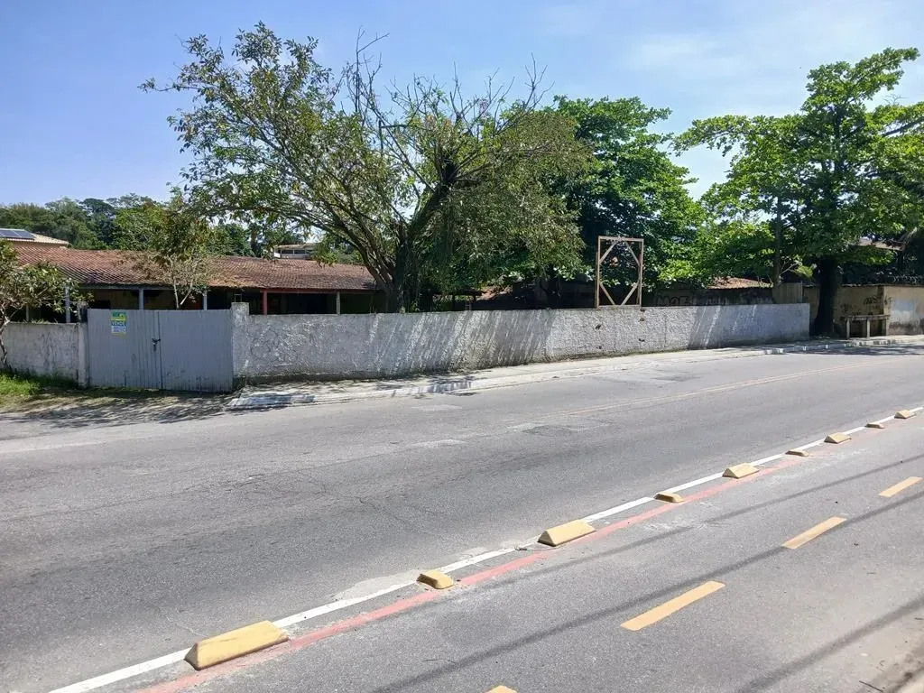 Foto do imóvel Imóvel Comercial à Venda, 900 m² em Avenida Irene Lopes Sodré, 0 - Maravista, Niterói - RJ