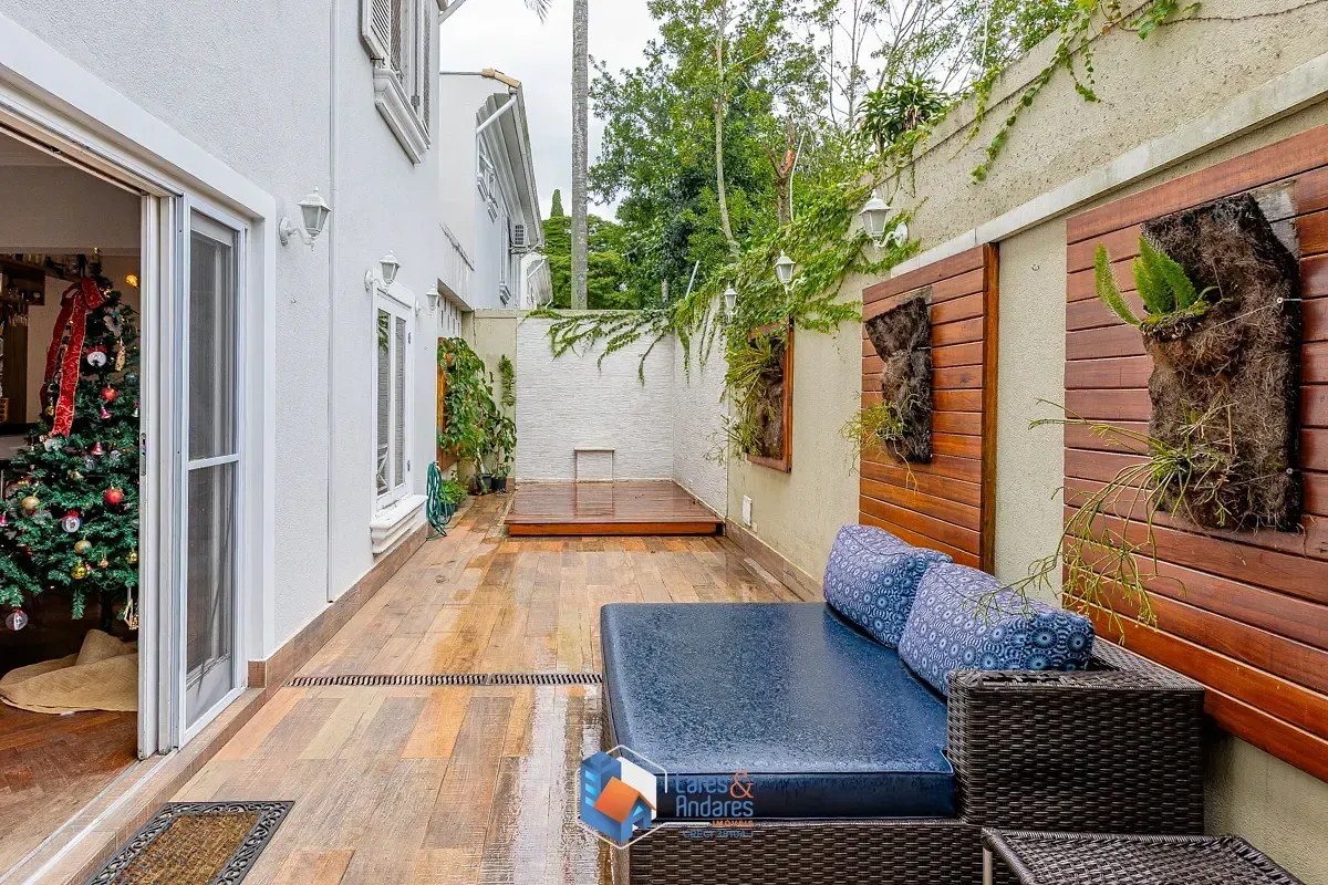 Imagem Casa no condomínio CONDOMINIO SAINT GERMAIN para venda com 4 quartos, sendo 4 suítes, 247m²