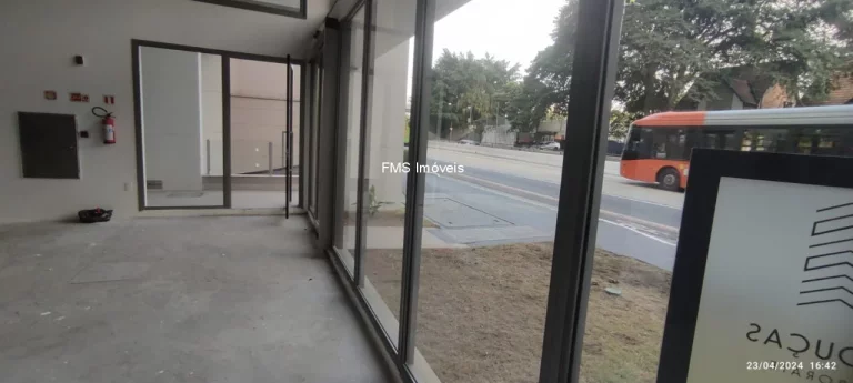Imagem Loja com 394m² em Pinheiros