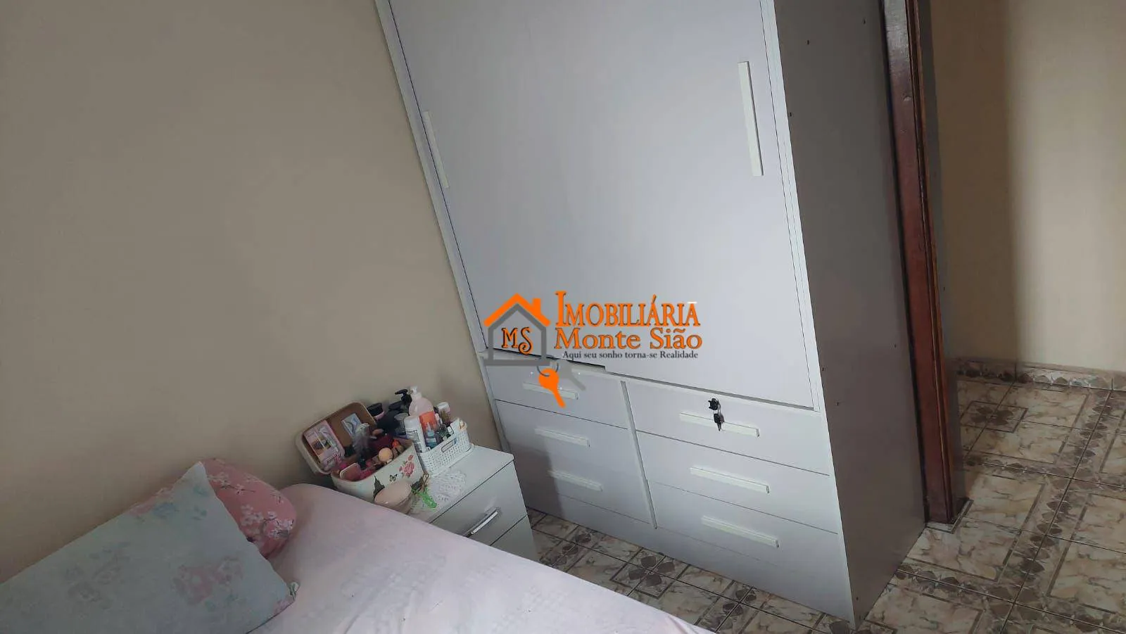 Imagem Apartamento com 2 dormitórios à venda, 50 m² por R$ 255.000 - Vila Galvão - Guarulhos/SP