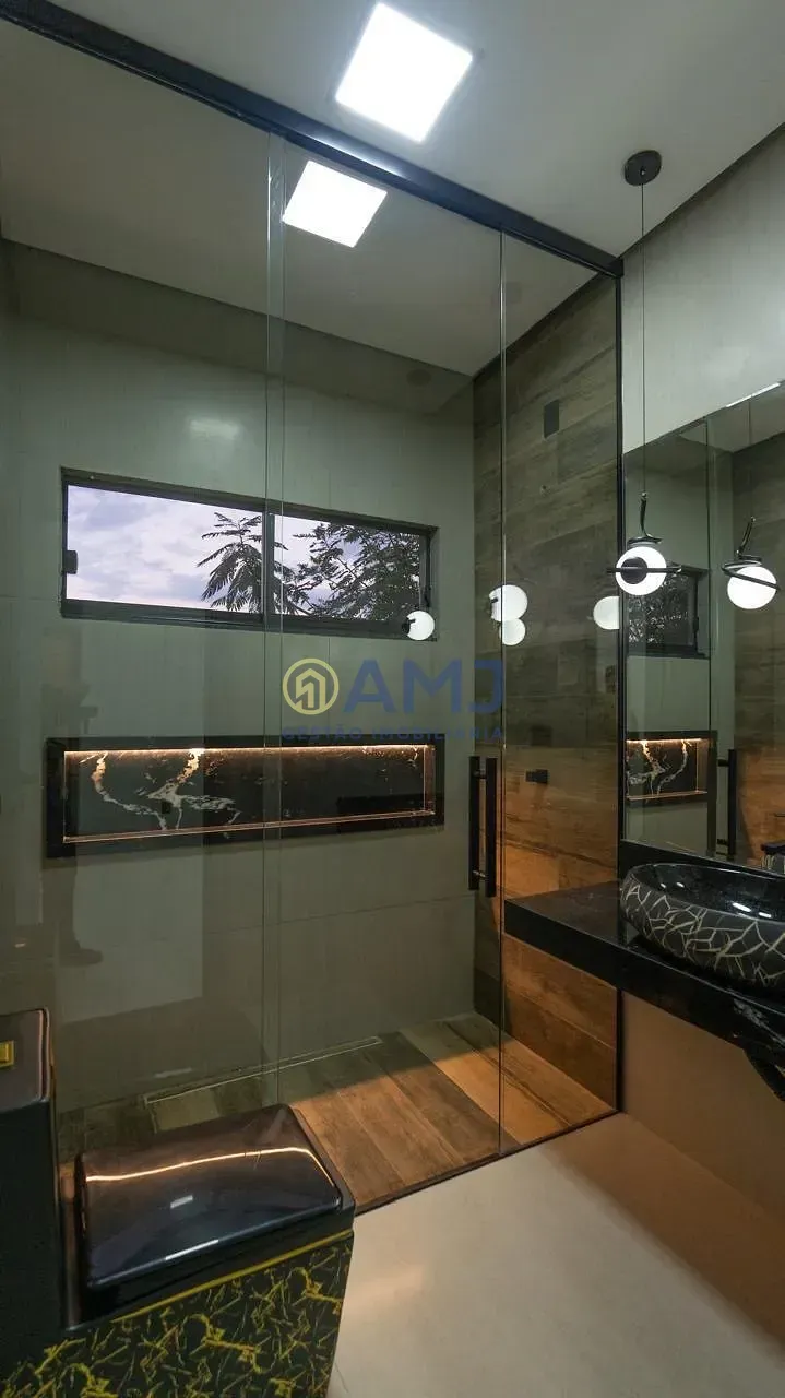 Imagem Casa Térrea à Venda no Condomínio Parqville Jacarandá - Aparecida de Goiânia/GO