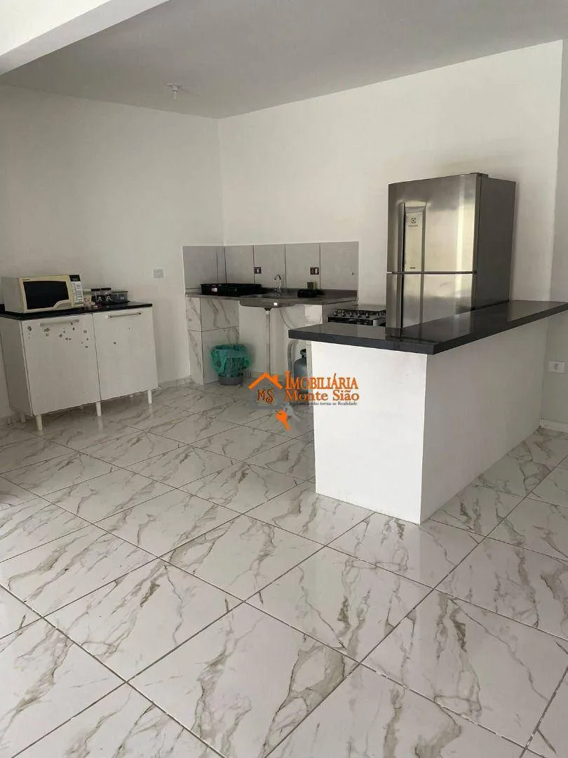 Imagem Chácara com 3 dormitórios à venda, 1400 m² por R$ 640.000,00 - Água Azul - Guarulhos/SP