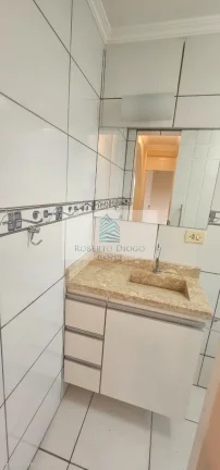 Imagem Apartamento à venda no Rio de Janeiro-RJ, bairro Camorim: 2 quartos, sala, banheiro, vaga de garagem. Aproveite!