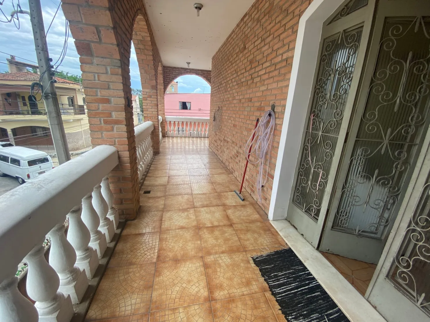Imagem Comercial à venda 3 Quartos, 1 Suite, 2 Vagas, 200M², Ponte Alta, Aparecida - SP