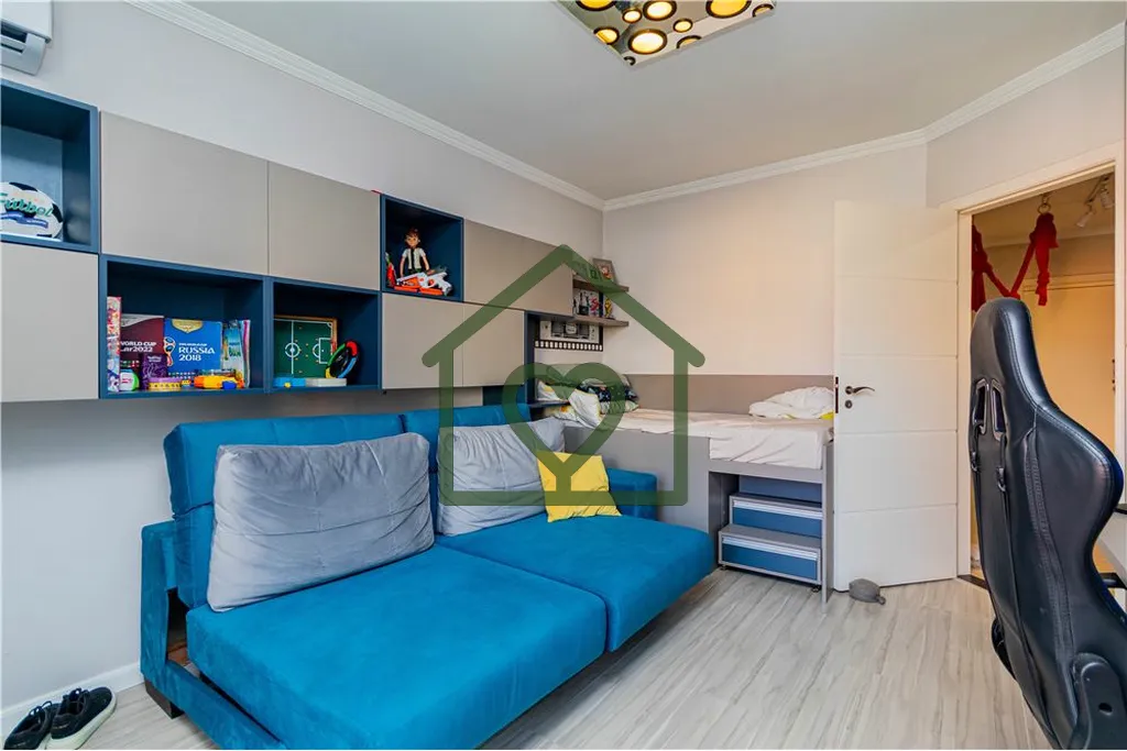 Imagem Excelente Casa em Condomínio fechado no Ecoville, composta de 2 pisos, com opção do terceiro. Pri...