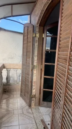 Imagem Sobrado com 3 dormitórios à venda, 150 m² por R$ 370.000,00 - Jardim Varan - Suzano/SP
