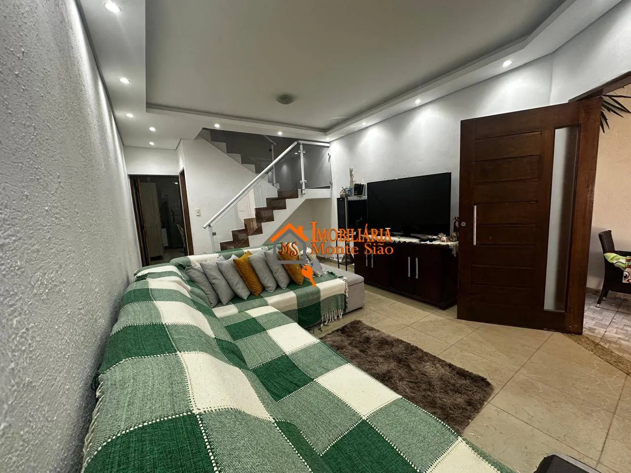 Imagem Sobrado com 2 dormitórios à venda, 140 m² por R$ 750.000,00 - Parque Flamengo - Guarulhos/SP