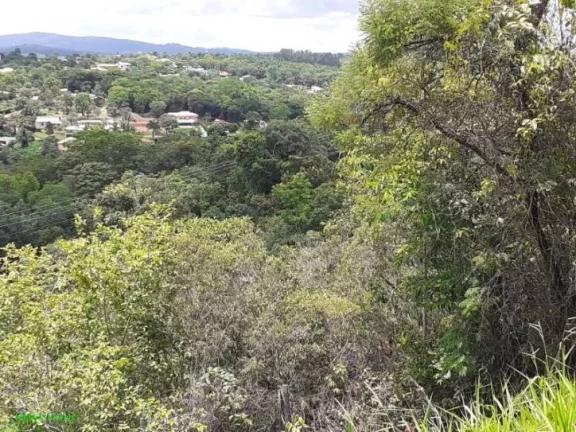 Imagem Sítio localizado na entrada do condomínio Village Juatuba, com casa , pomar, galpão.
Vista maravi...