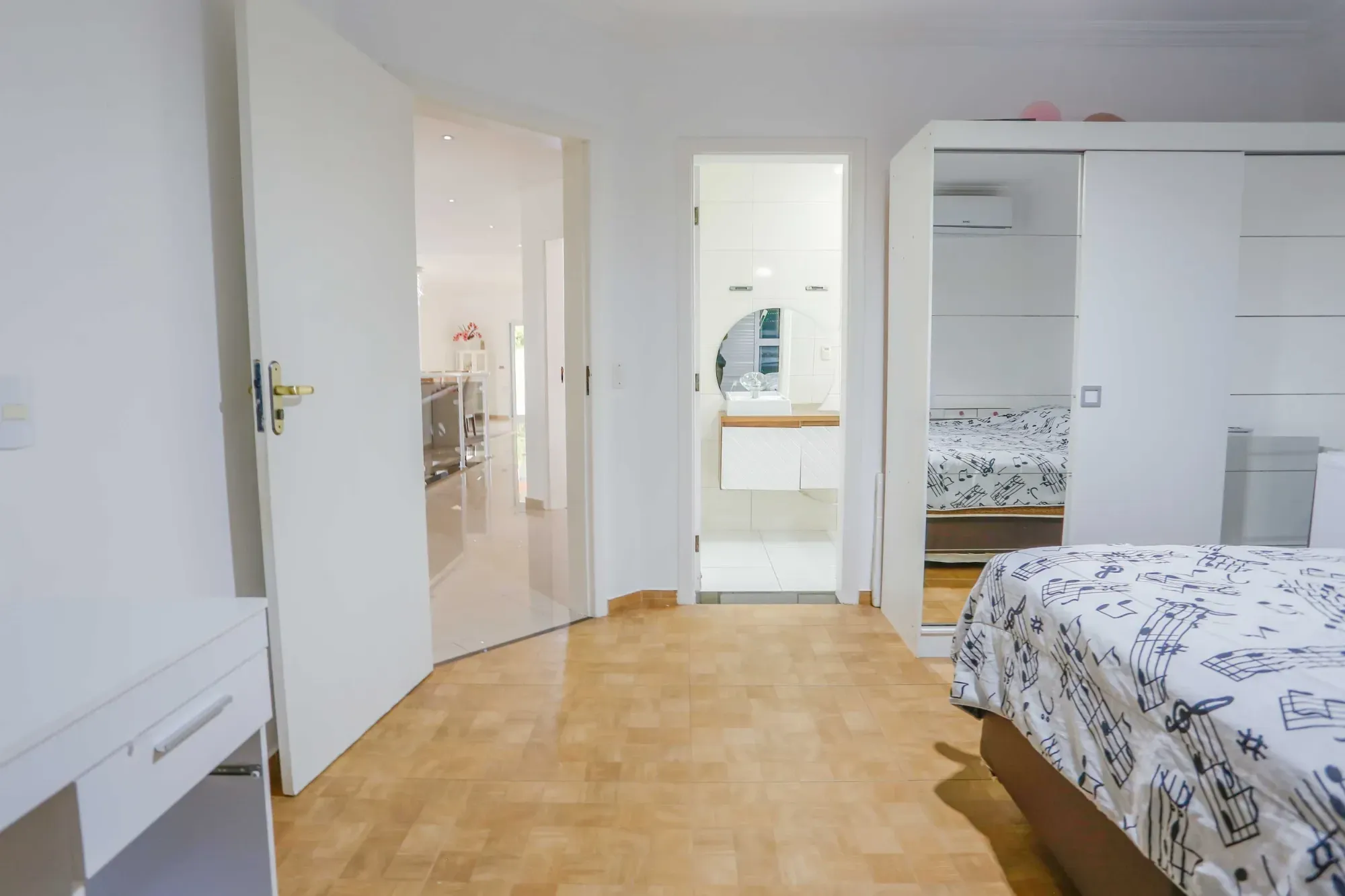 Imagem Casa de Condomínio com 4 Quartos à Venda, 380 metros em Caguassu - Sorocaba