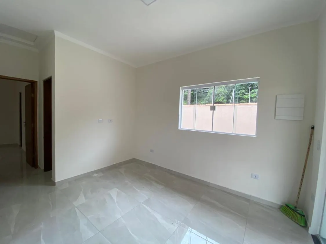 Imagem LONDA CASA COM PISICNA NO RAUL CURY